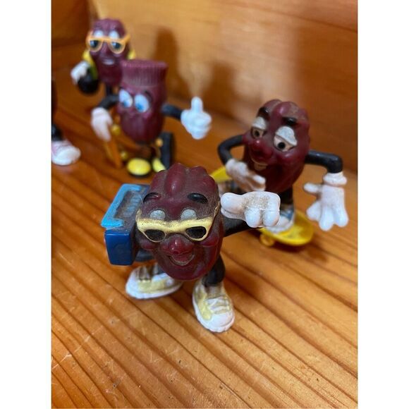 8 VTG 80s California Raisins Figures - Picture 2 of 6